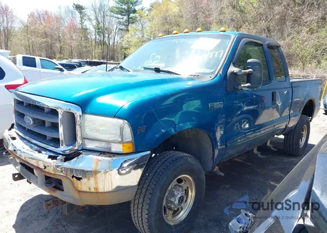 2002 Ford F-350 Lariat/Xl/Xlt from USA, damaged, VIN 1FTSX31S12ED44853